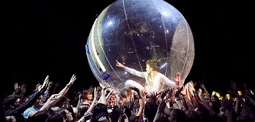 Jejich hity pokořily hranice ČR a poctí svou návštěvou Jamrock 2013 – Charlie Straight!